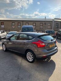 FORD FOCUS