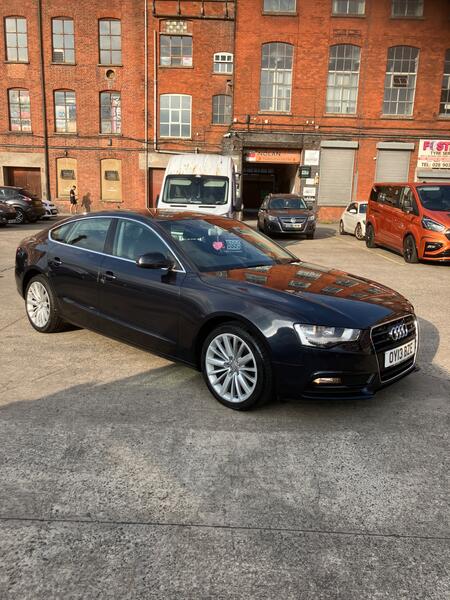 AUDI