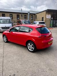 SEAT LEON