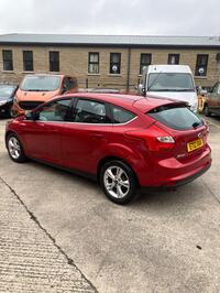 FORD FOCUS